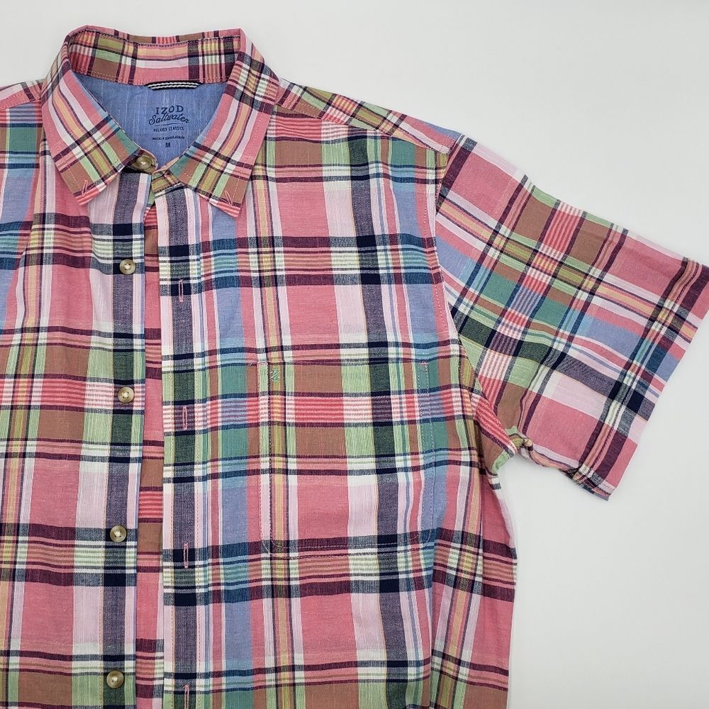 Izod Saltwater Relaxed Classics Plaid Button Casual Pink Shirt Size Medium - Picture 2 of 4